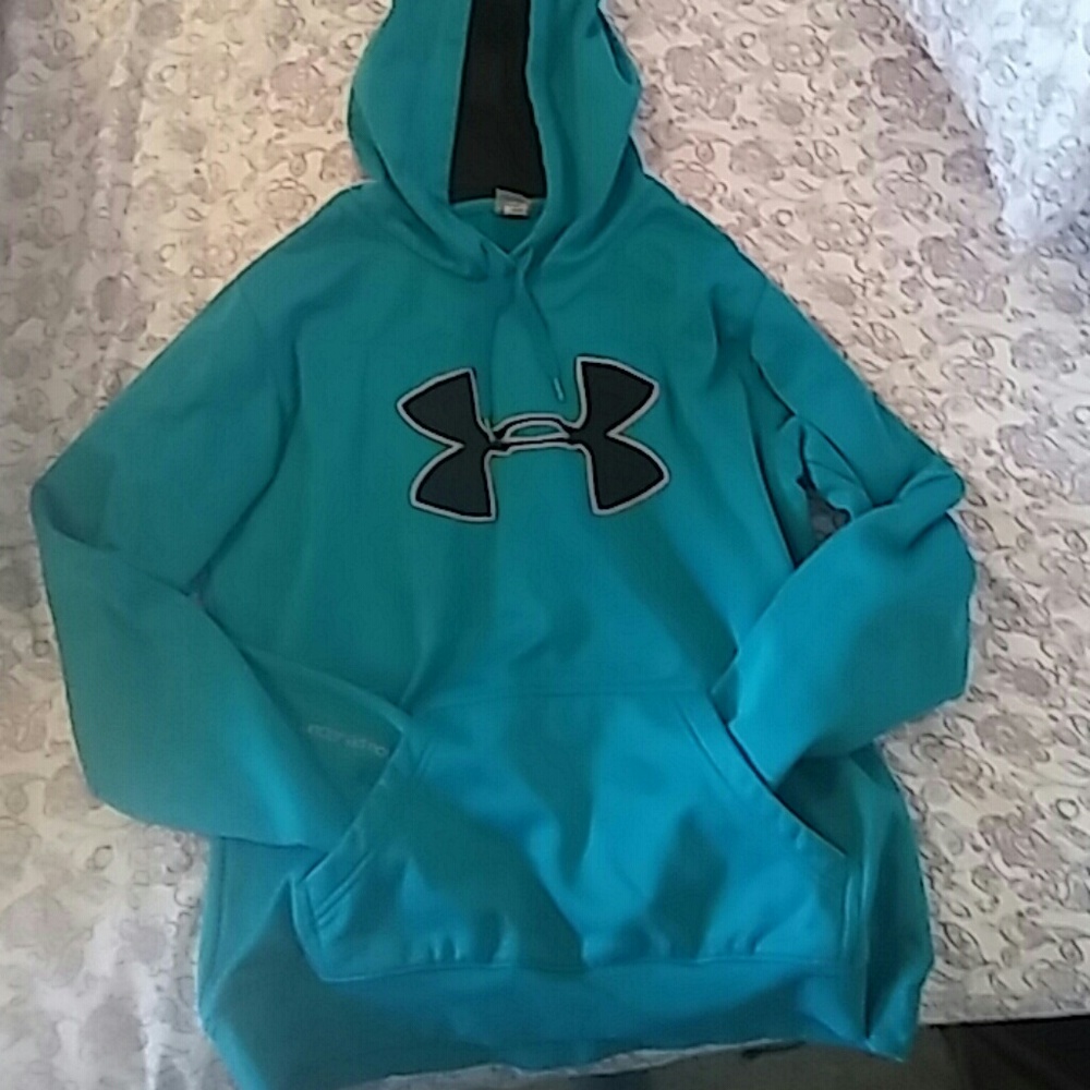 Under Armour hoodie